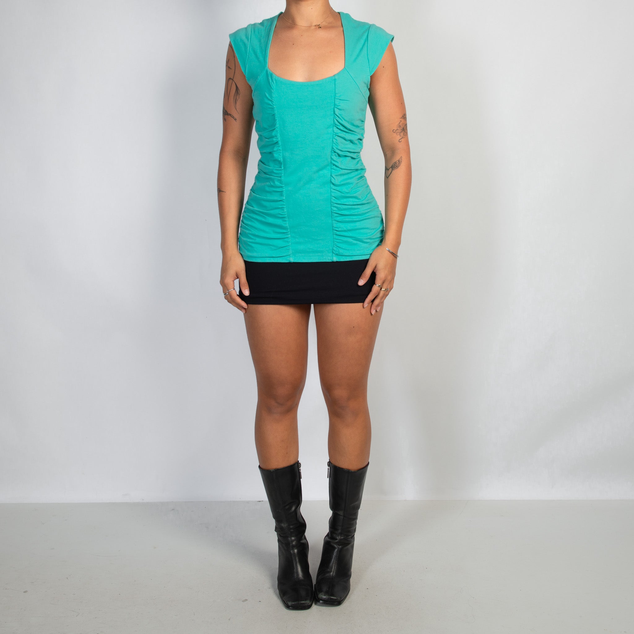 AQUA RUCHED TOP