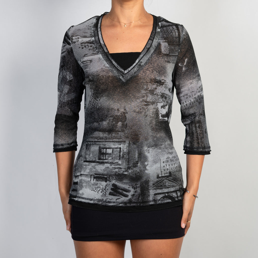 GREY MESH PATTERN TOP