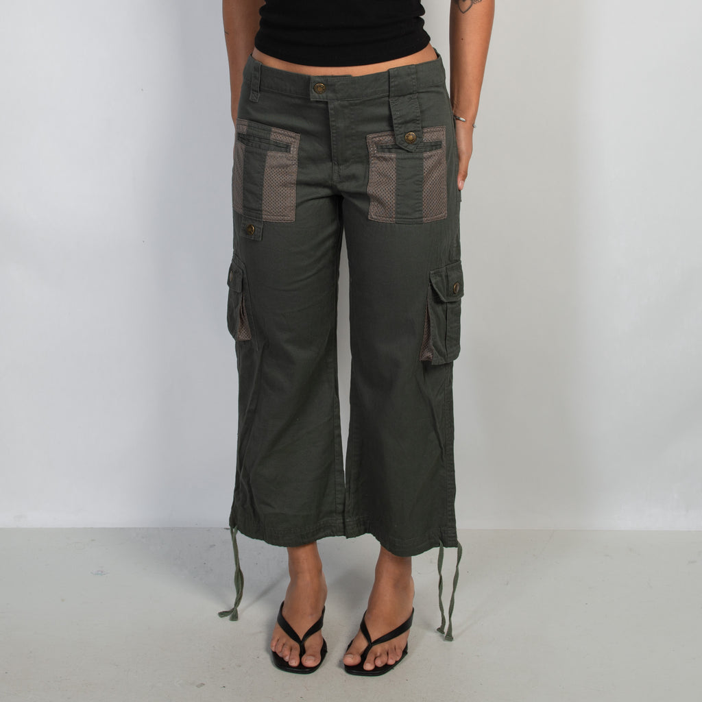 DEEP KHAKI CROP CARGO PANTS