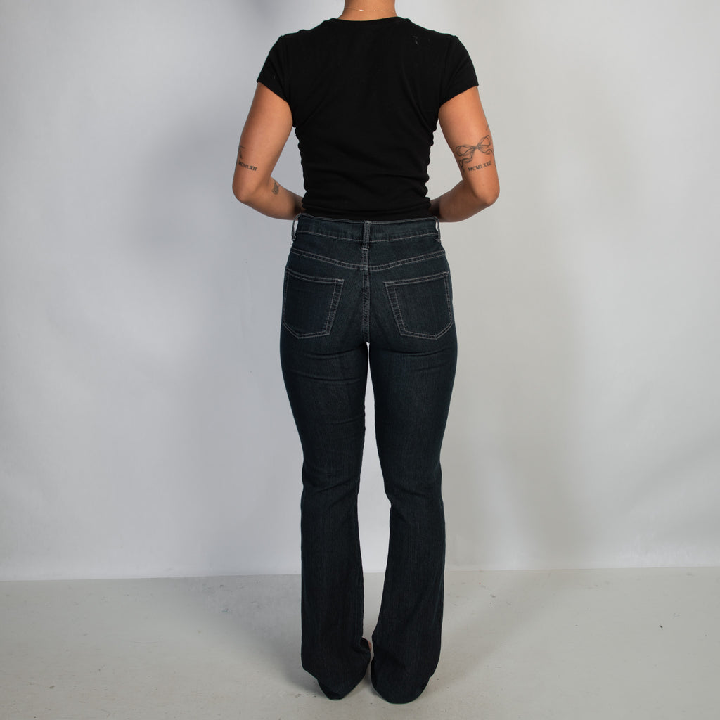 DARK WASH BOOTCUT JEANS