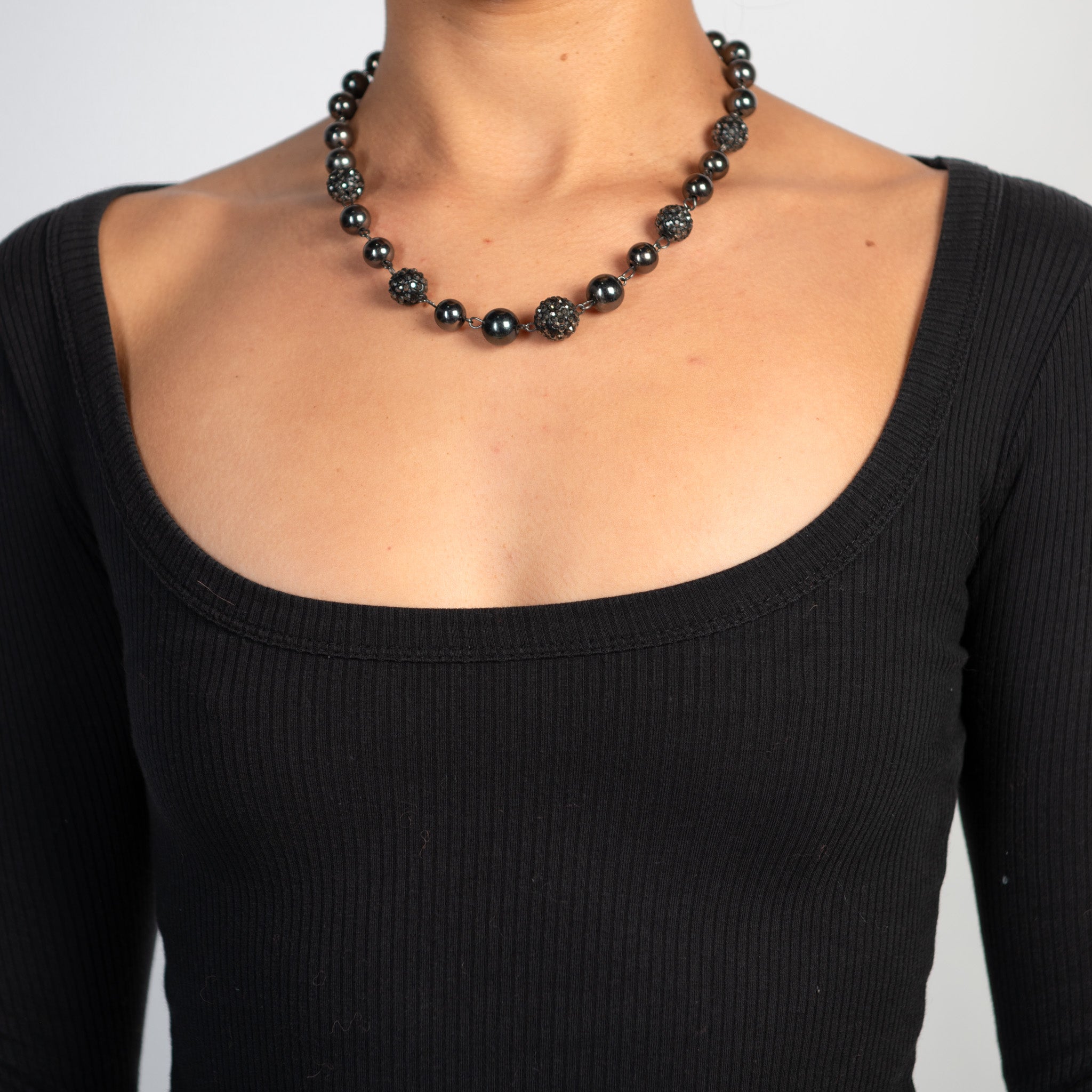 CHROME BEAD NECKLACE