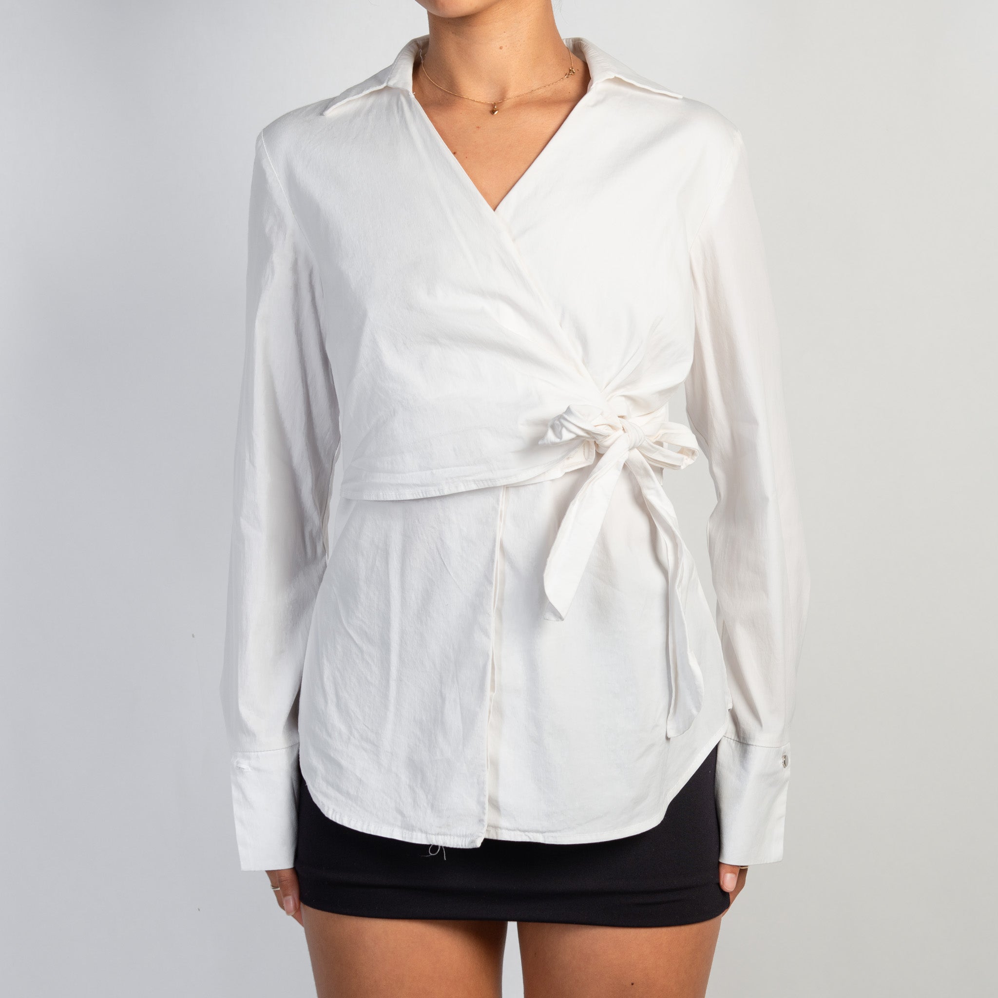 WHITE TIE FRONT BLOUSE