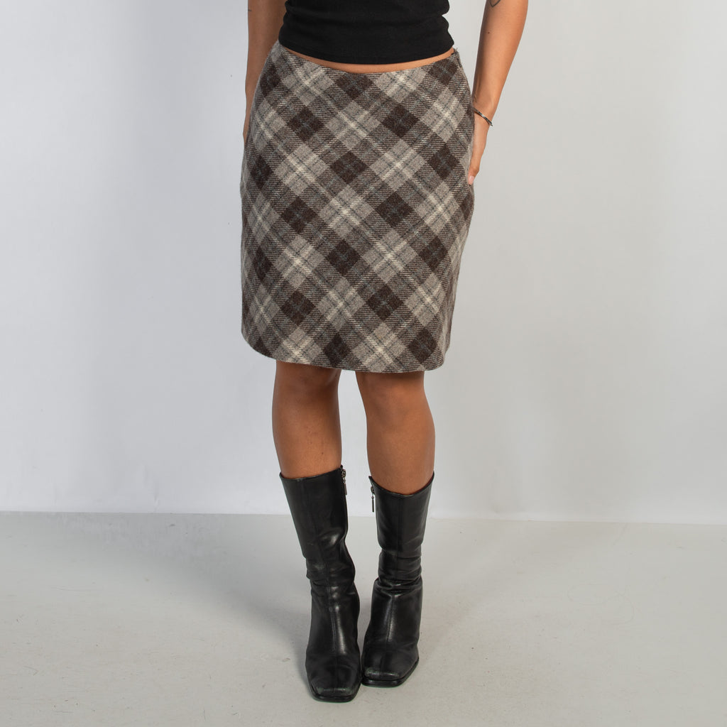 WOOL KNEE LENGTH SKIRT