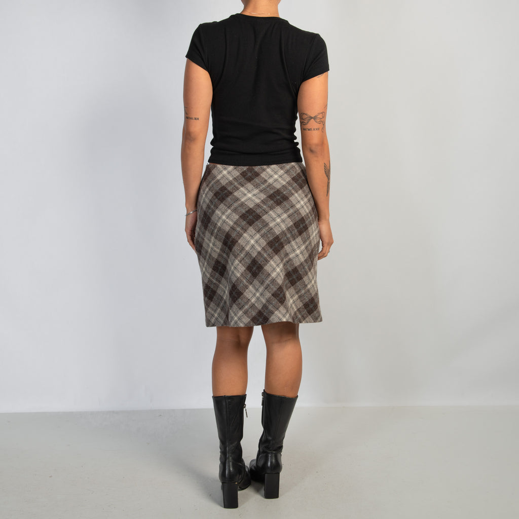 WOOL KNEE LENGTH SKIRT
