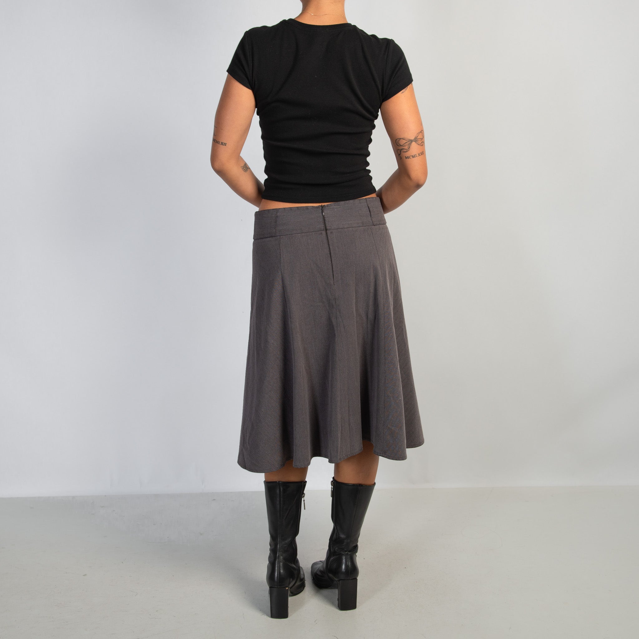 GREY FLARED MIDI SKIRT