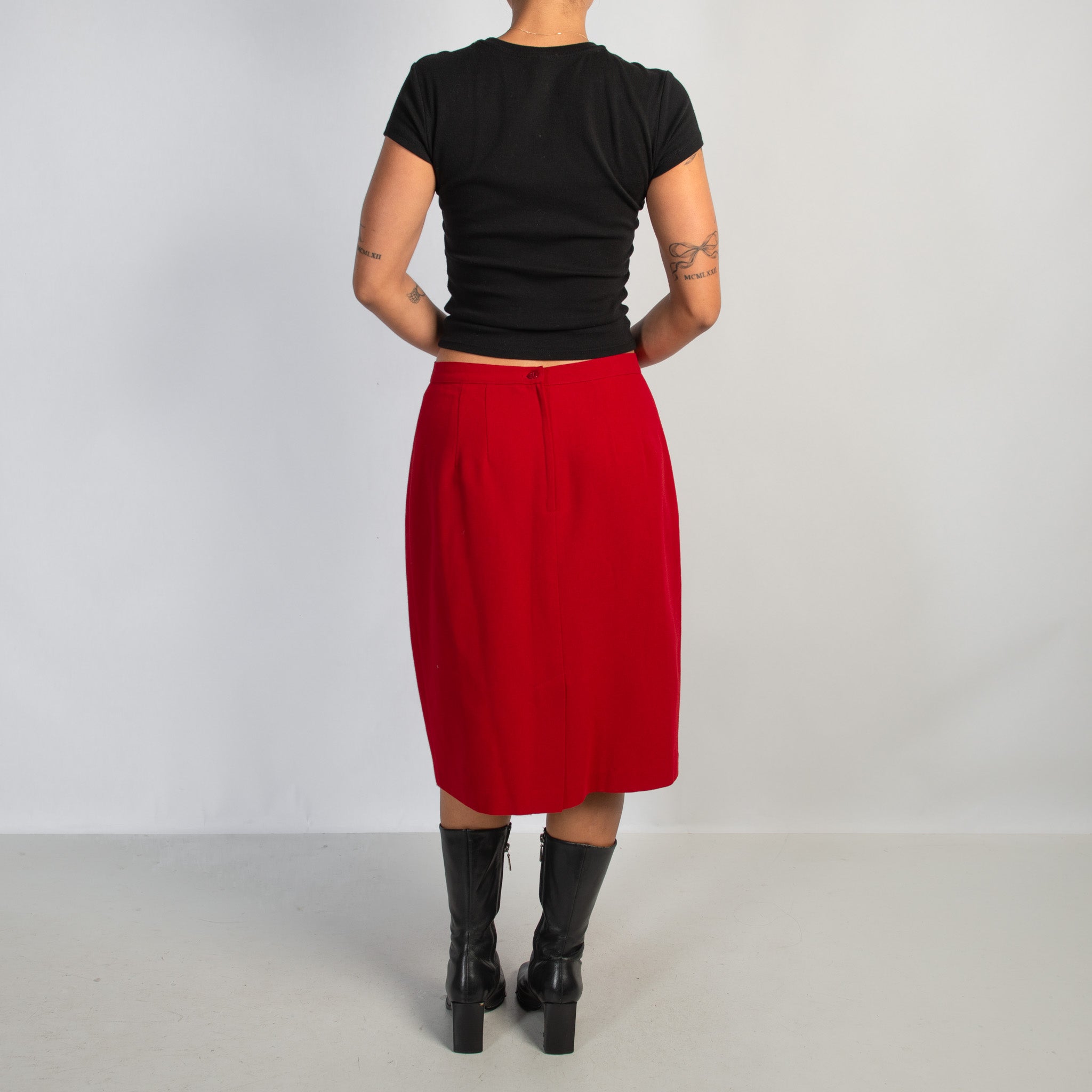 RED MIDI SKIRT