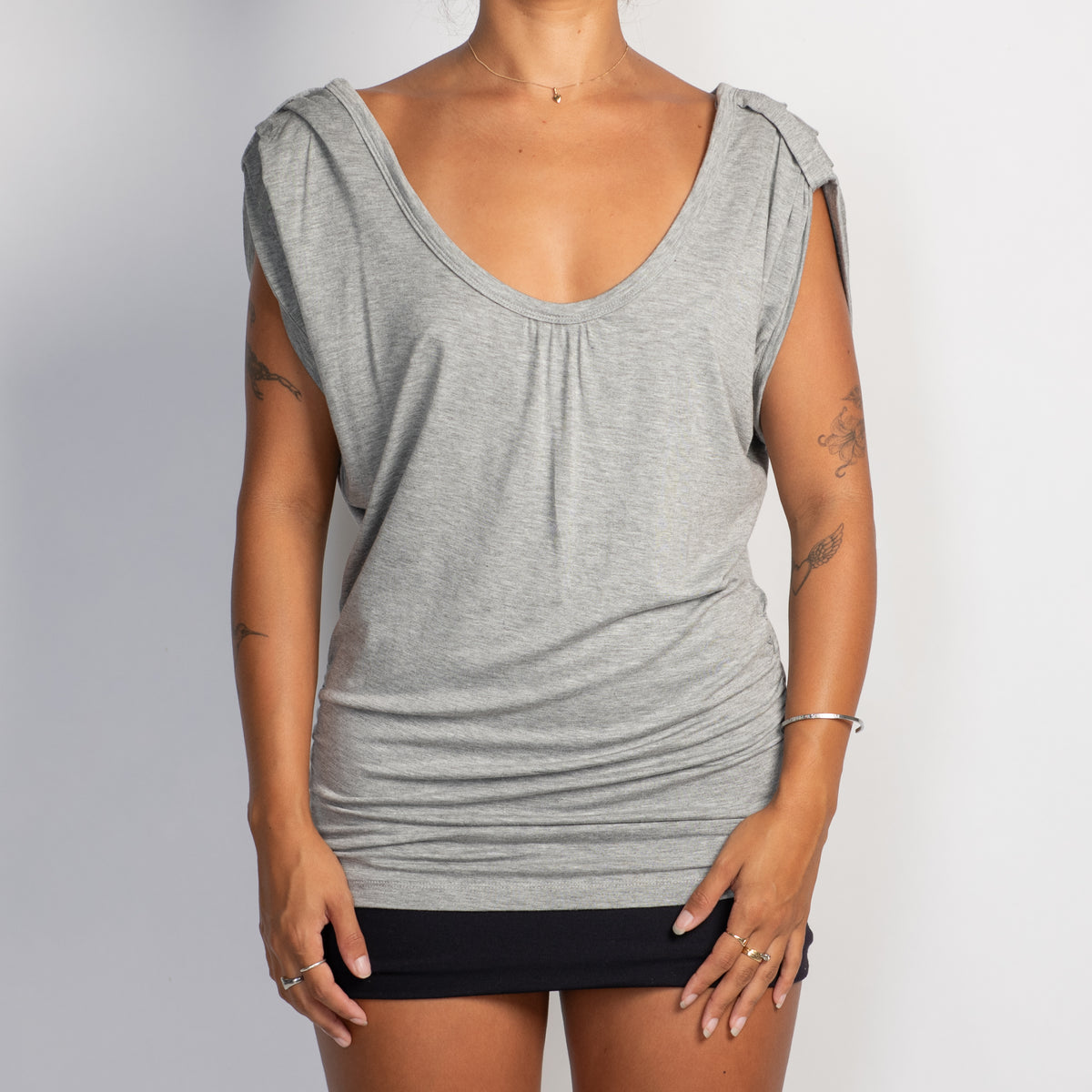 GREY SLOUCH TOP