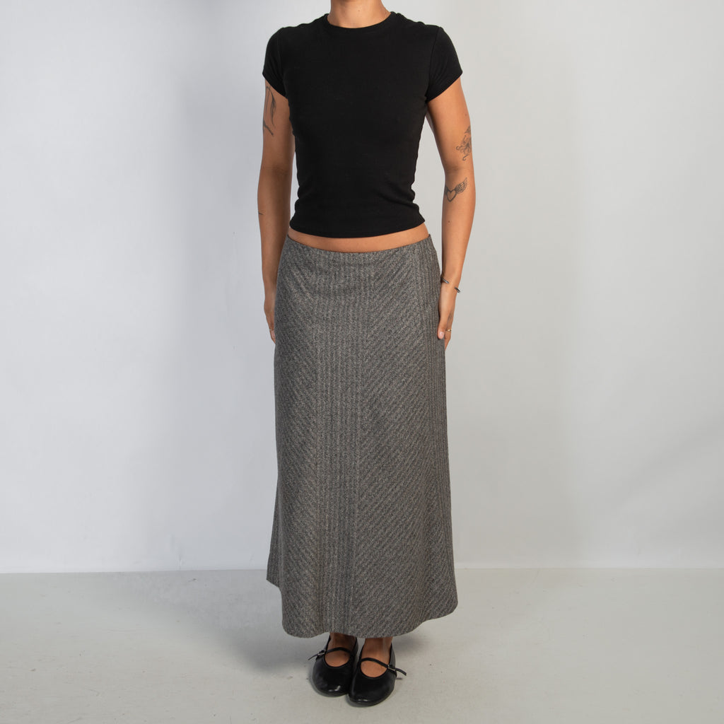 LONGLINE HERRINGBONE SKIRT