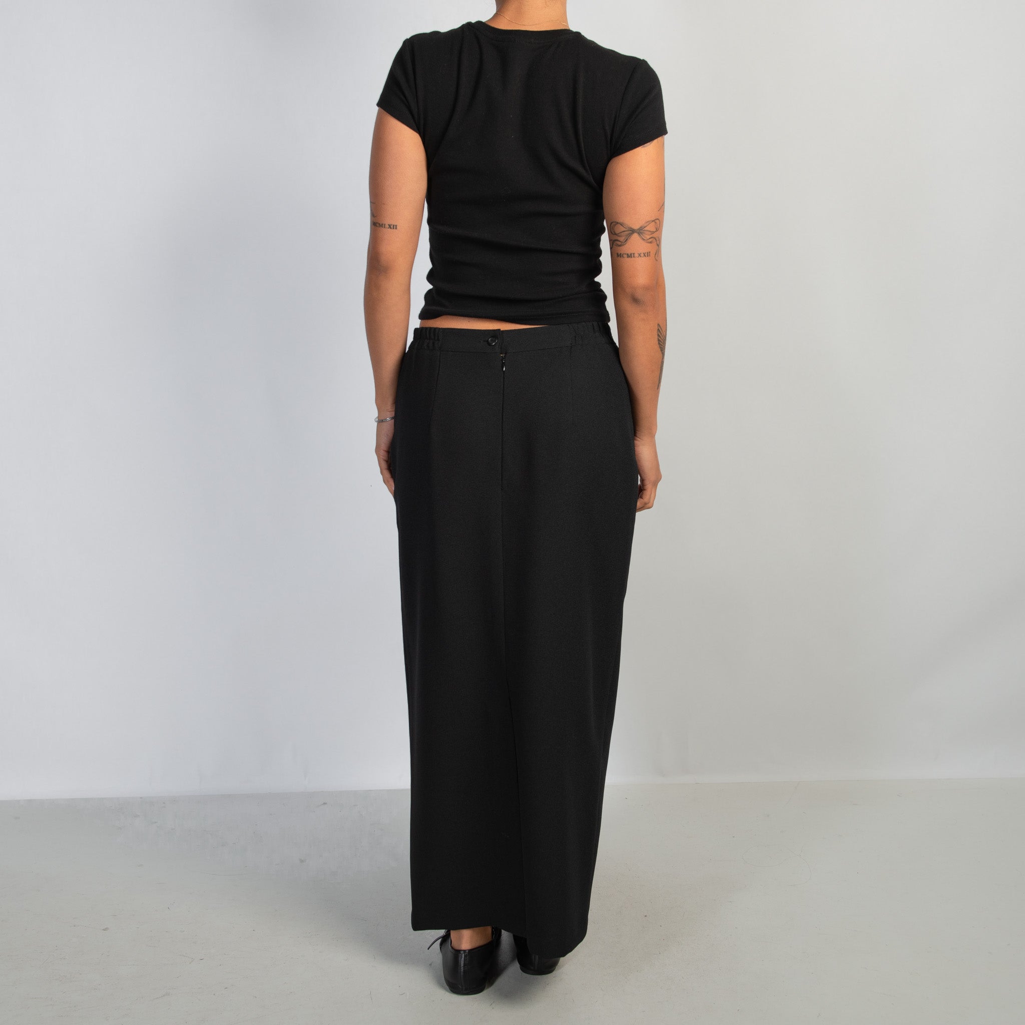 BLACK MAXI SKIRT