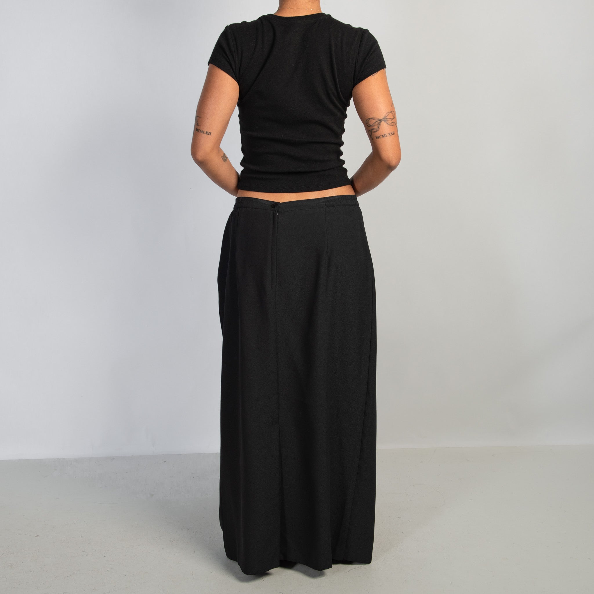 BLACK MAXI SKIRT