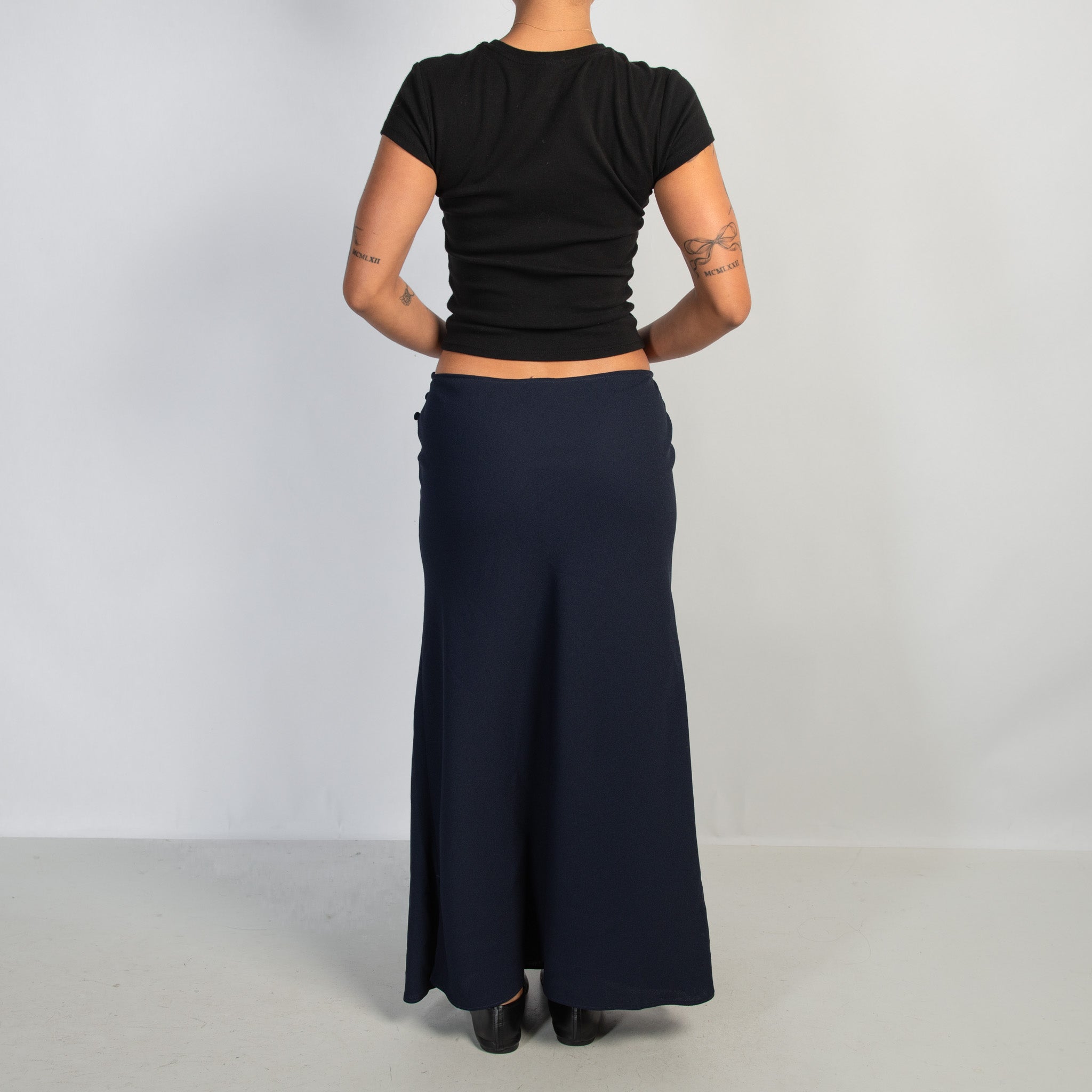 NAVY MAXI SKIRT