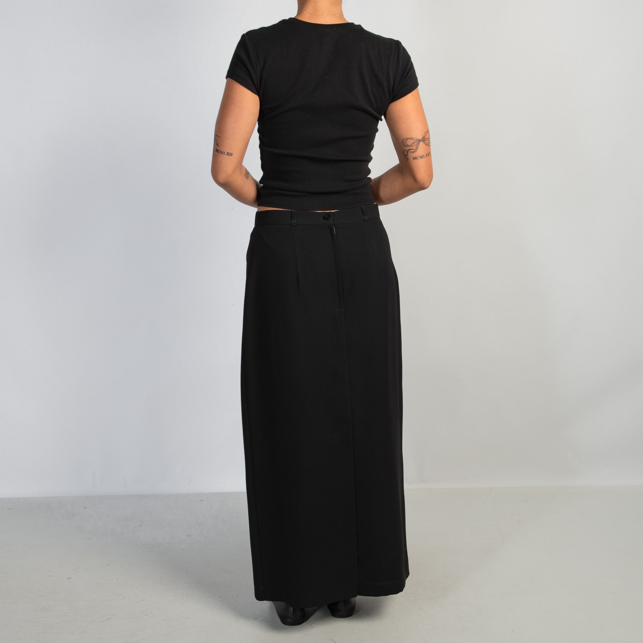 BLACK MAXI SKIRT