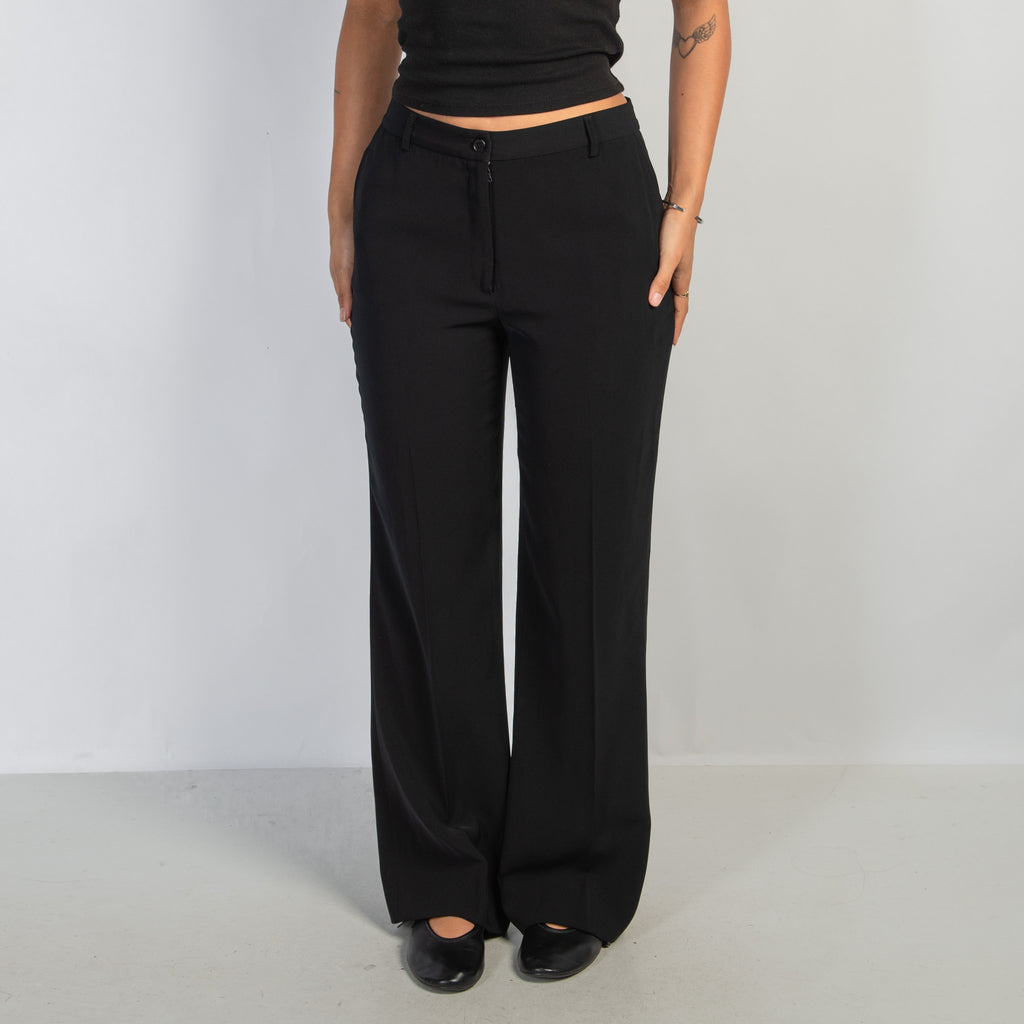 BLACK STRAIGHT LEG PANTS