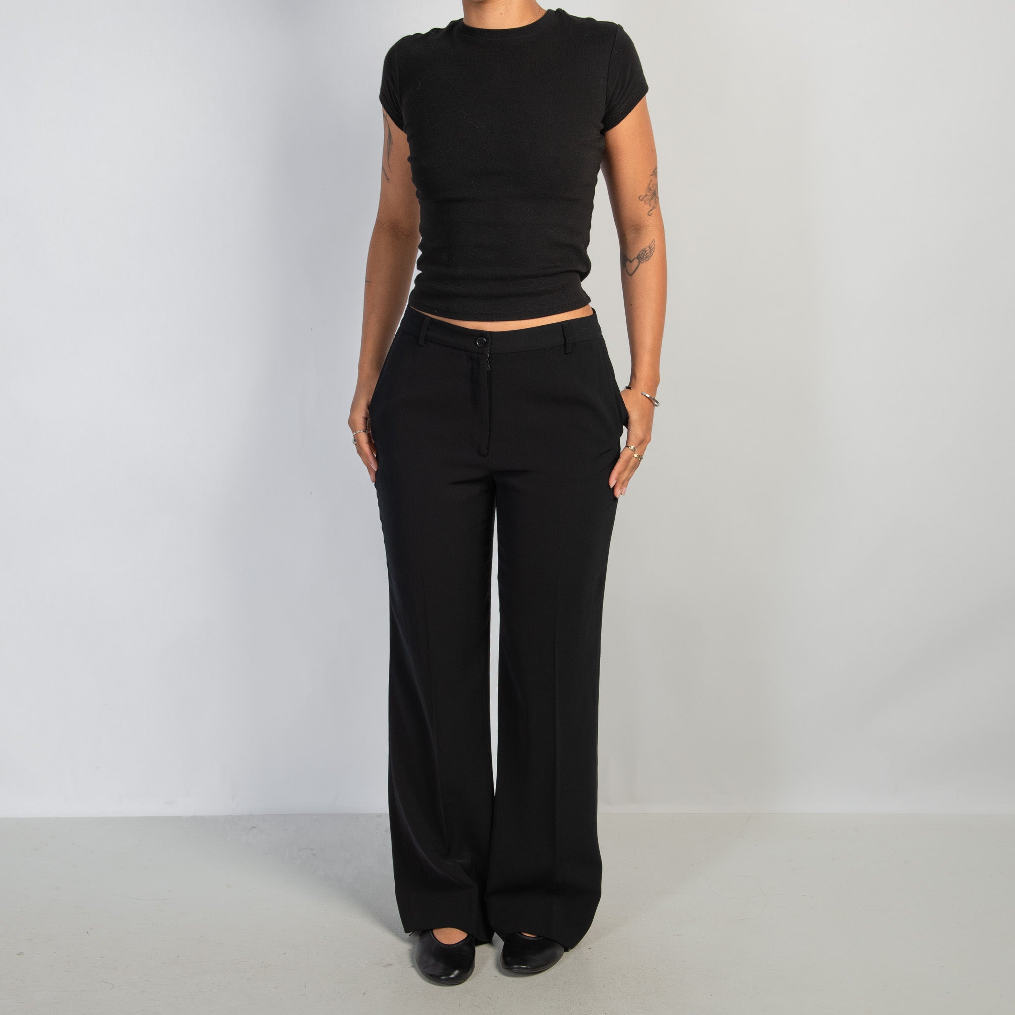 BLACK STRAIGHT LEG PANTS