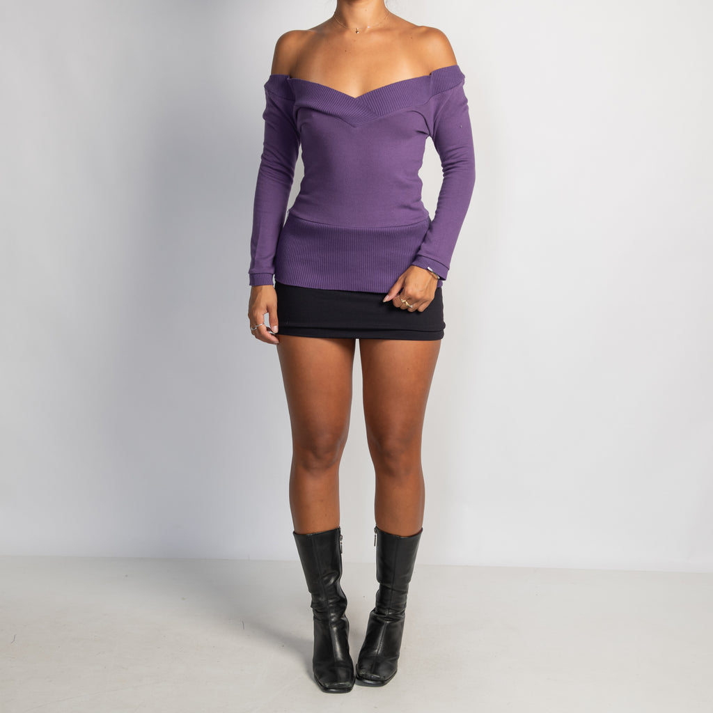 PURPLE WIDE V NECK TOP