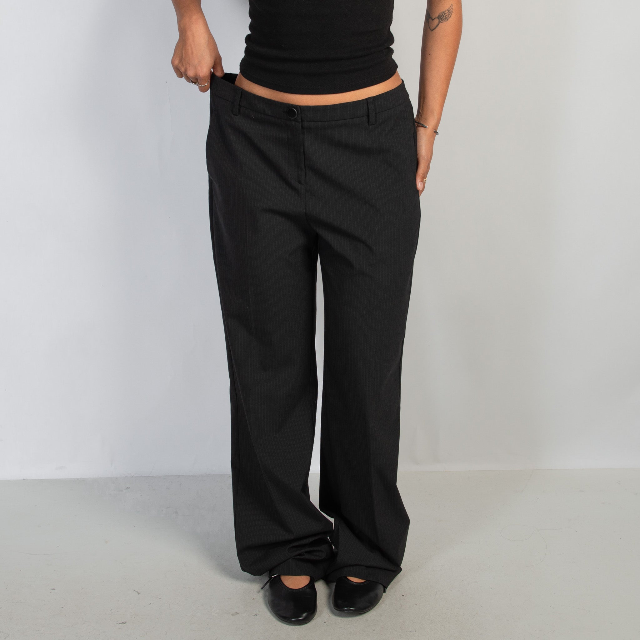 PINSTRIPE STRAIGHT LEG PANTS