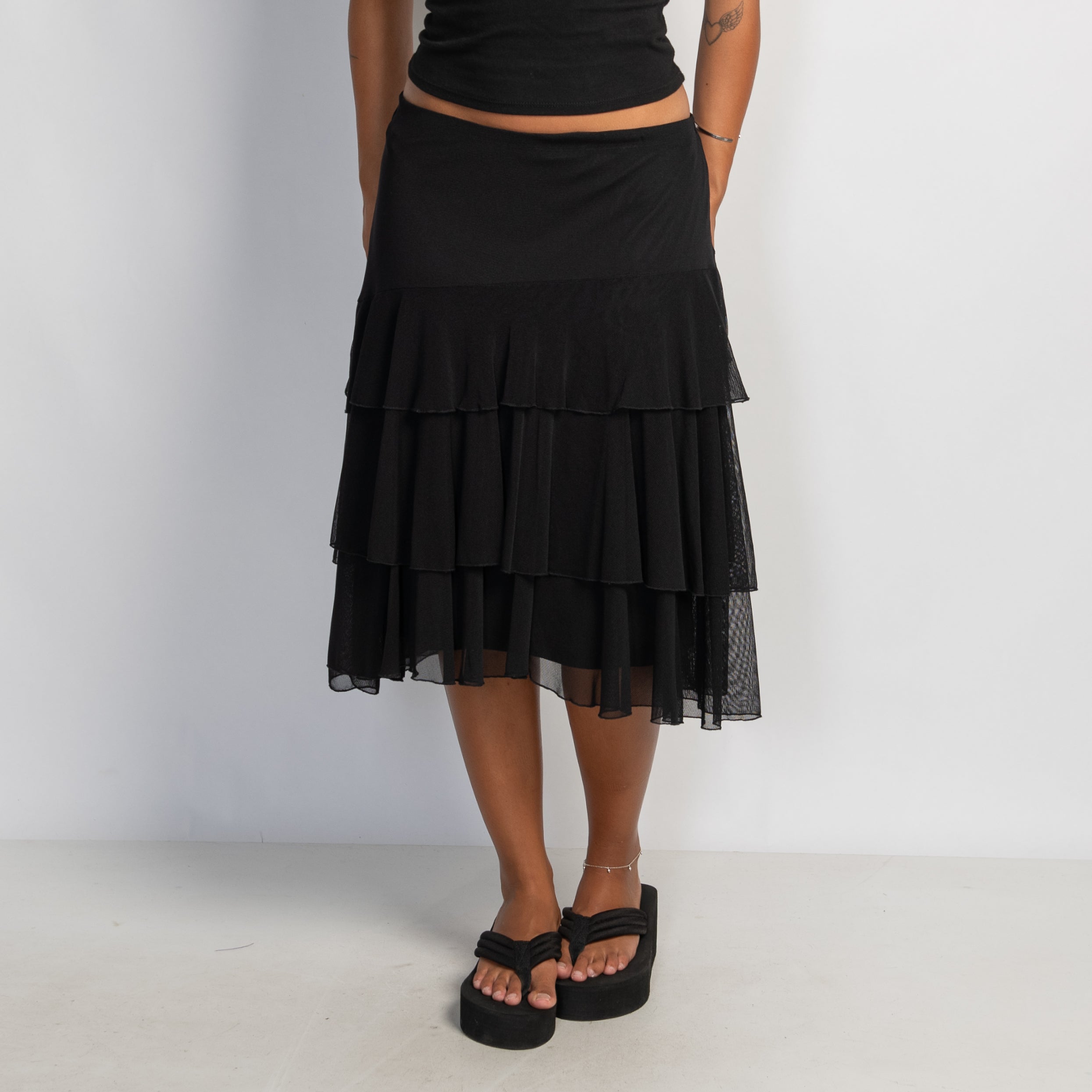 BLACK TIERED MIDI SKIRT