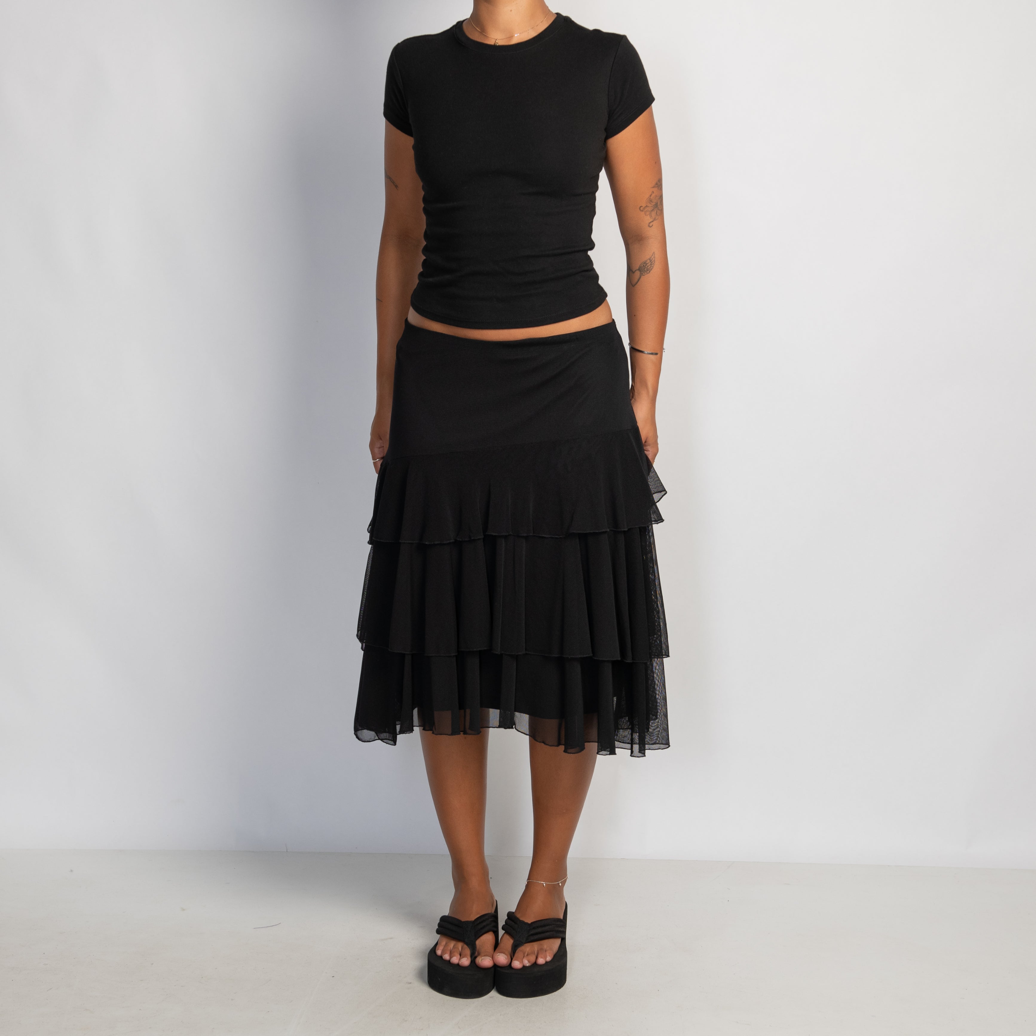 BLACK TIERED MIDI SKIRT