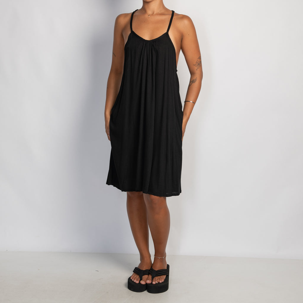 BLACK O RING DRESS