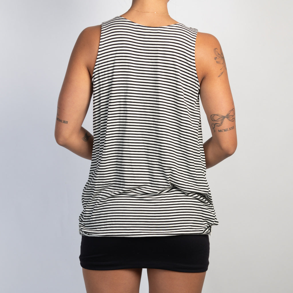 STRIPE CROSSOVER TOP