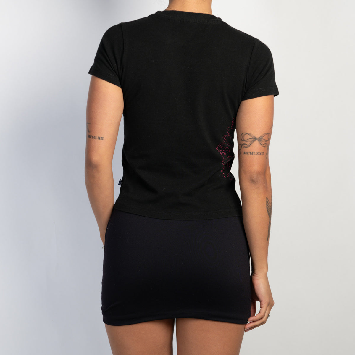 BLACK FLORAL BABY TEE
