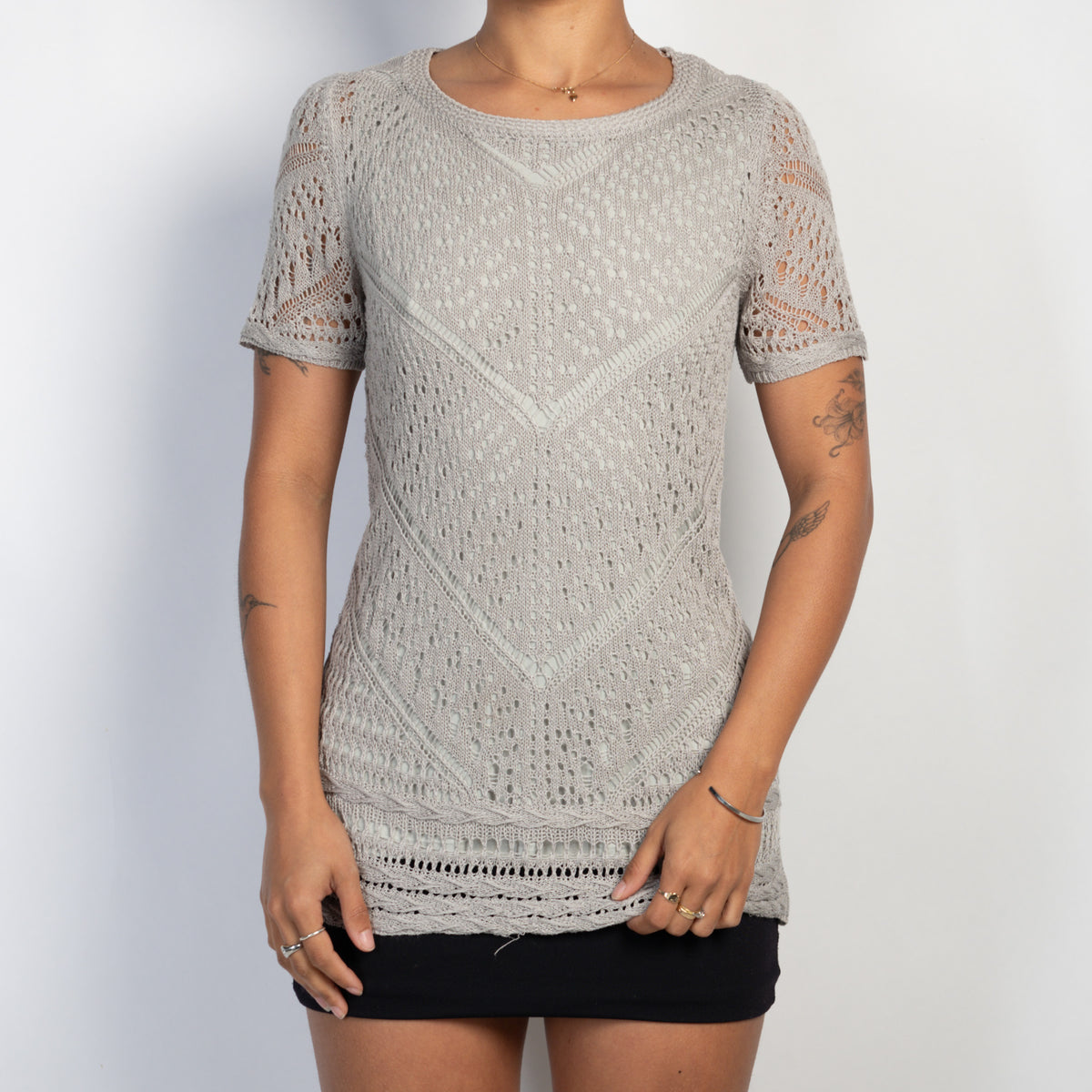 GREY CROCHET KNIT TOP