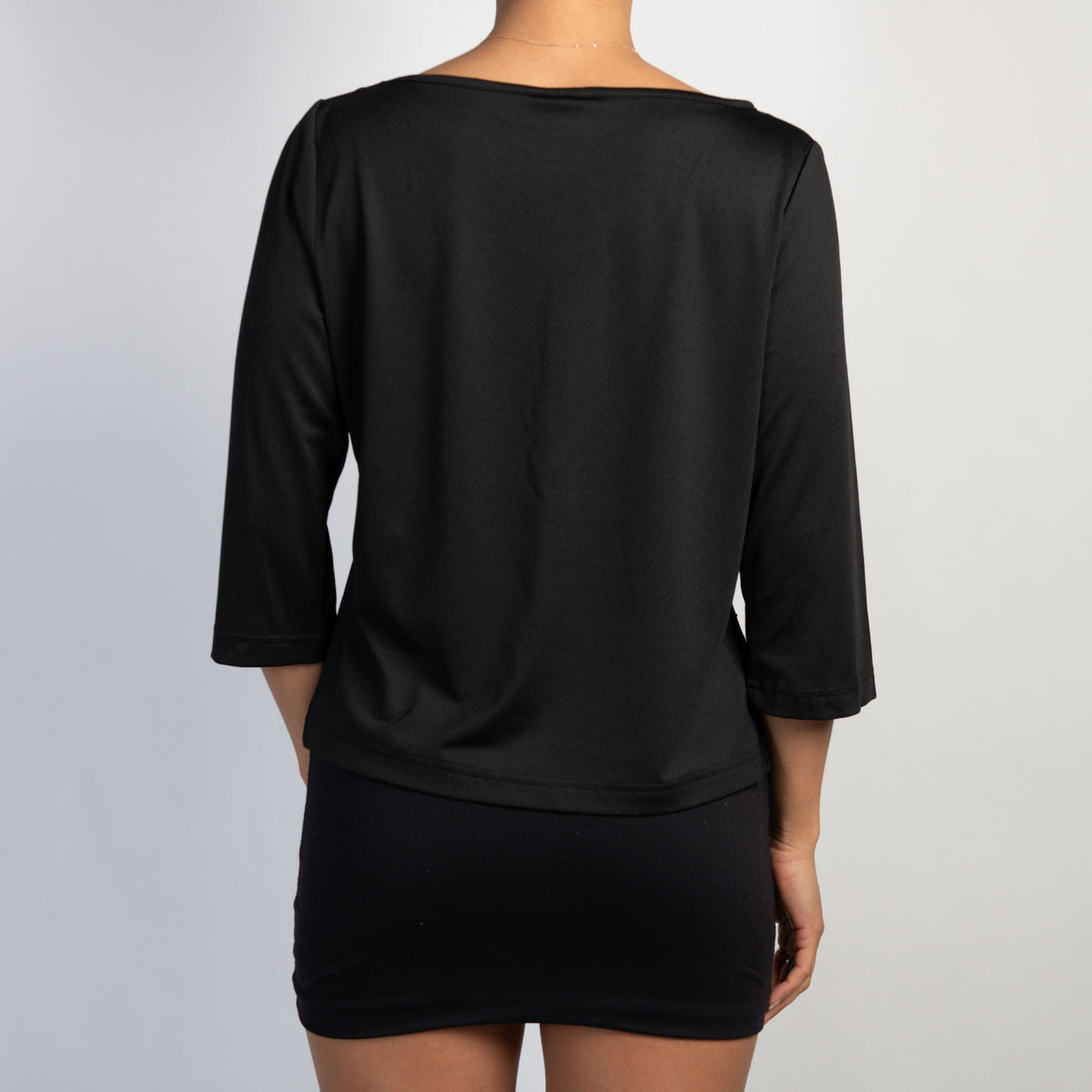 BLACK 1/2 SLEEVE TOP