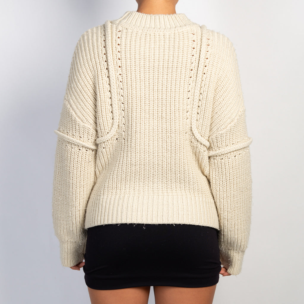 CREAM CHUNKY KNIT SWEATER