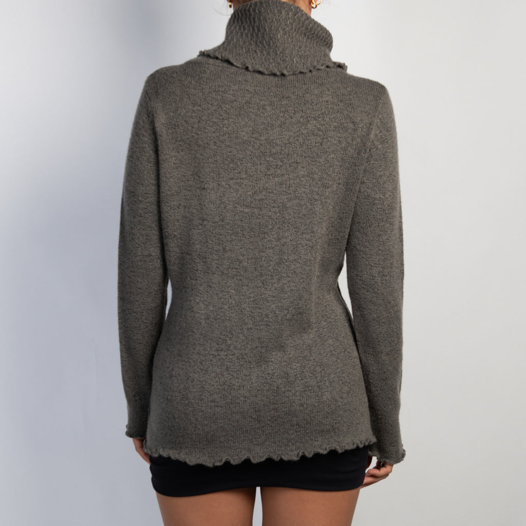 GREY KNIT TURTLENECK TOP