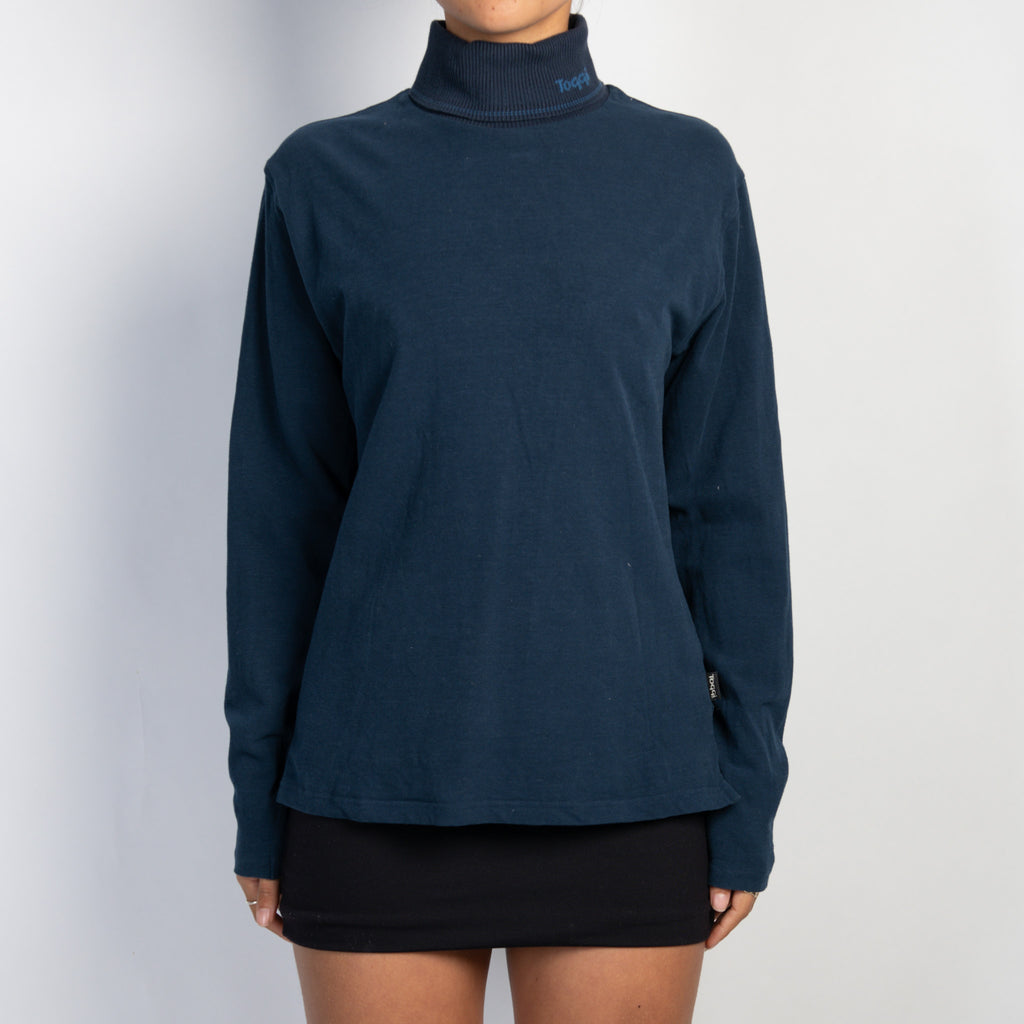 NAVY TURTLENECK TOP
