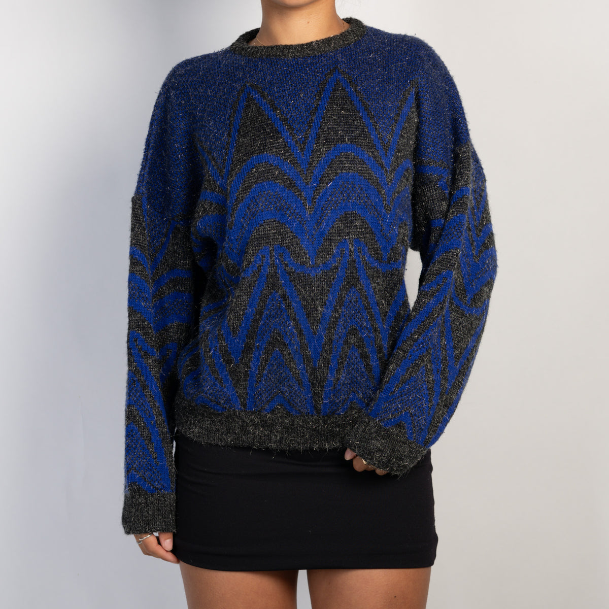 COBALT PATTERN KNIT SWEATER
