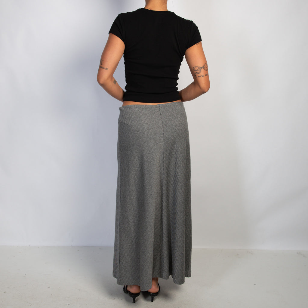 GREY LONGLINE SKIRT