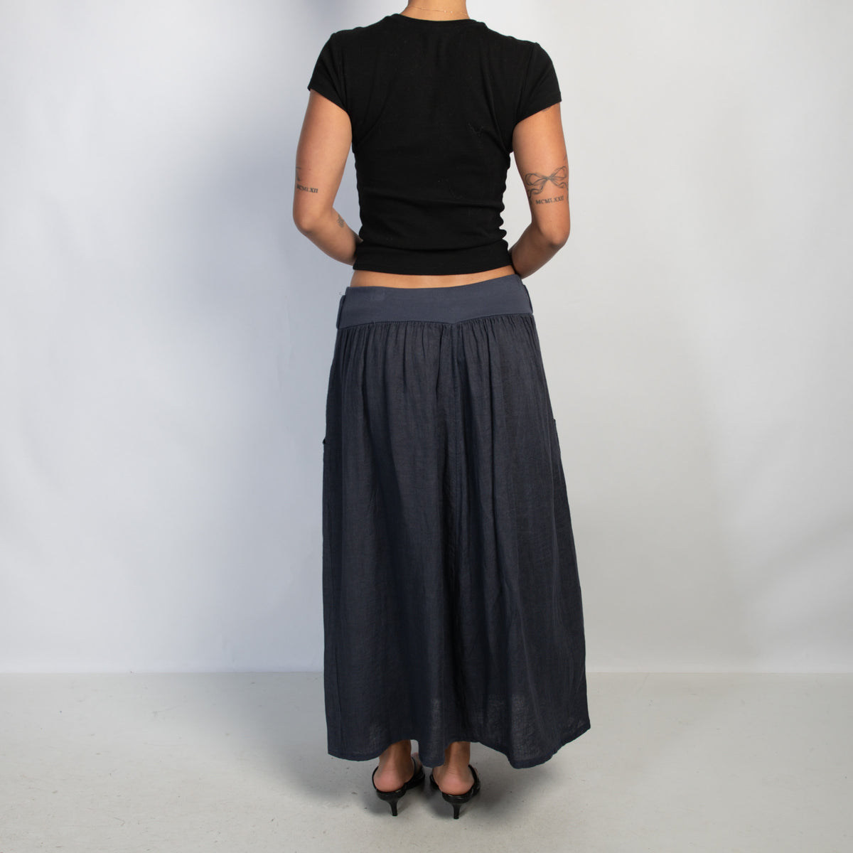 NAVY LINEN SKIRT