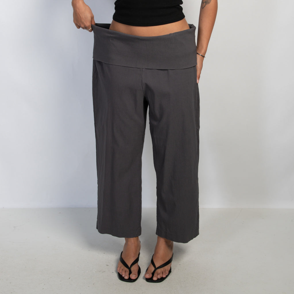 GREY FOLD OVER CROP PANTS