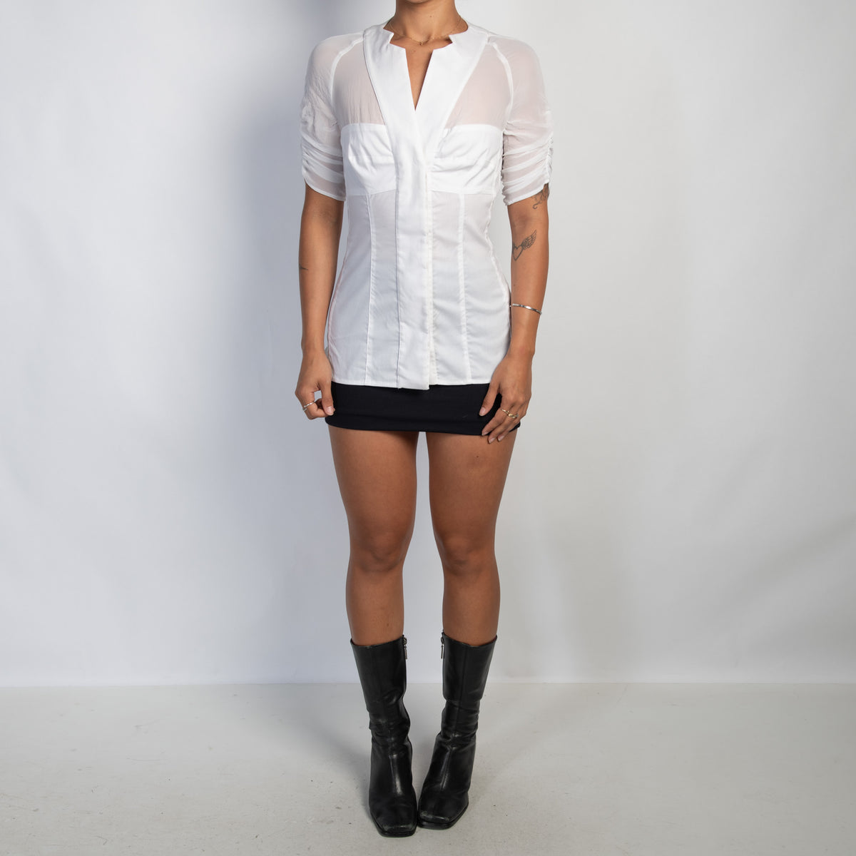 WHITE SHORT SLEEVE BLOUSE