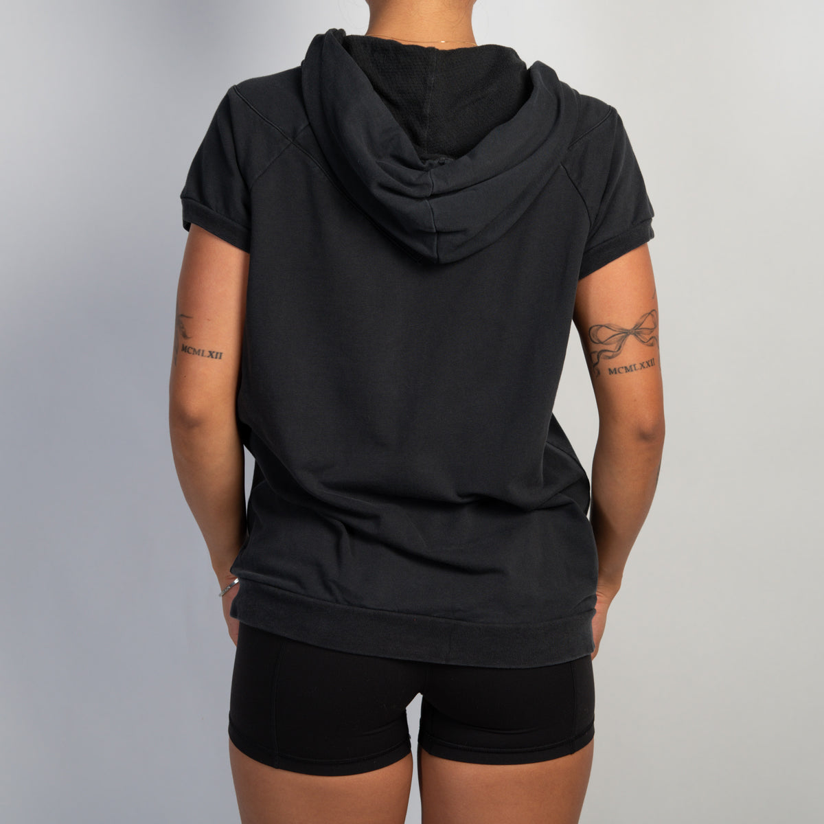 SHORT SLEEVE JACKET