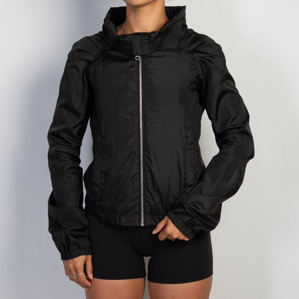 BLACK SPRAY JACKET