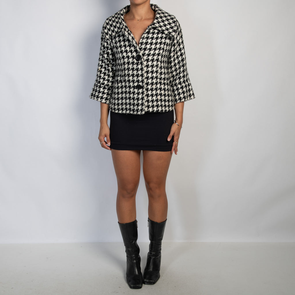 B&W 1/2 SLEEVE BLAZER