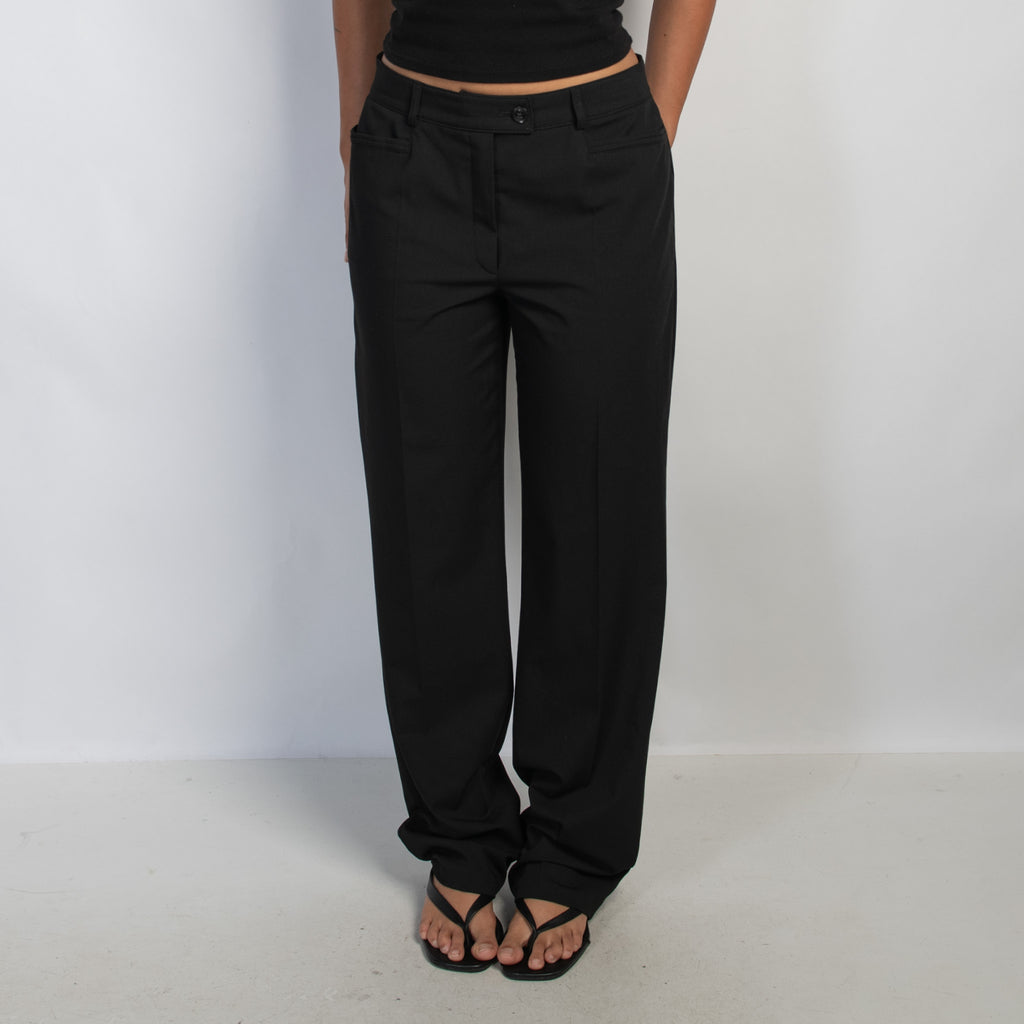 BLACK STRAIGHT LEG PANTS