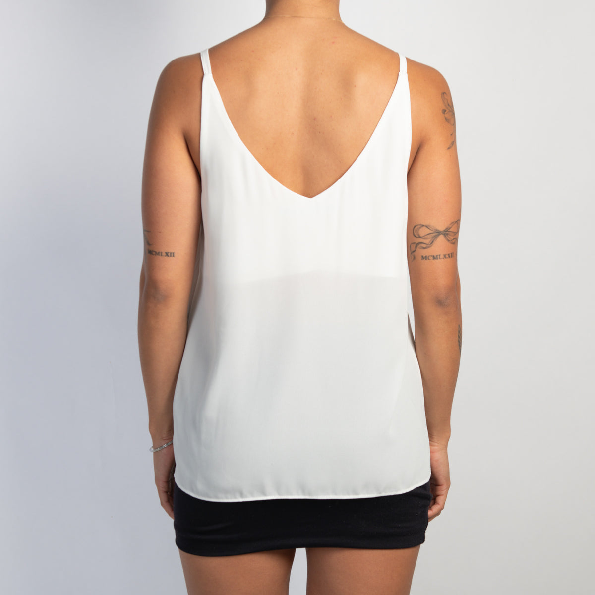 WHITE LOOSE FIT TANK TOP