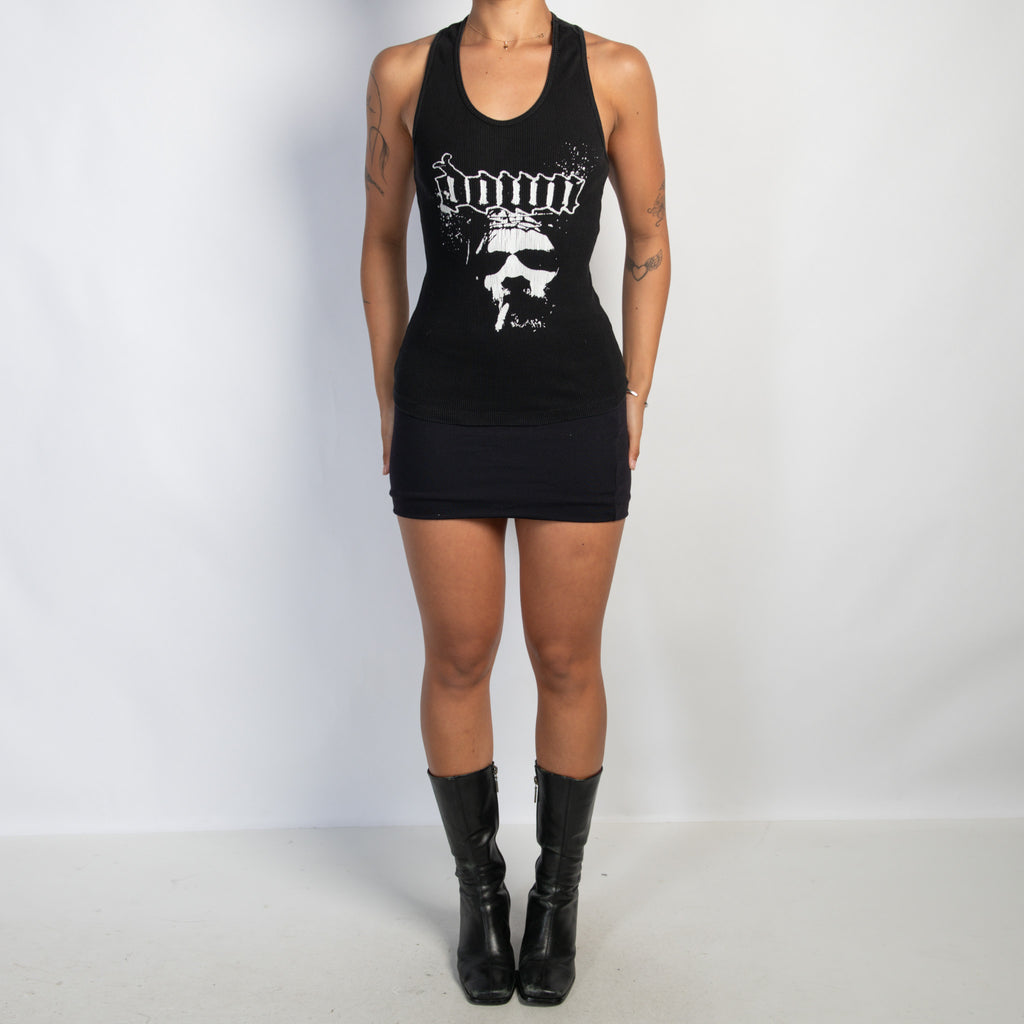 BLACK RIB GRAPHIC TANK TOP