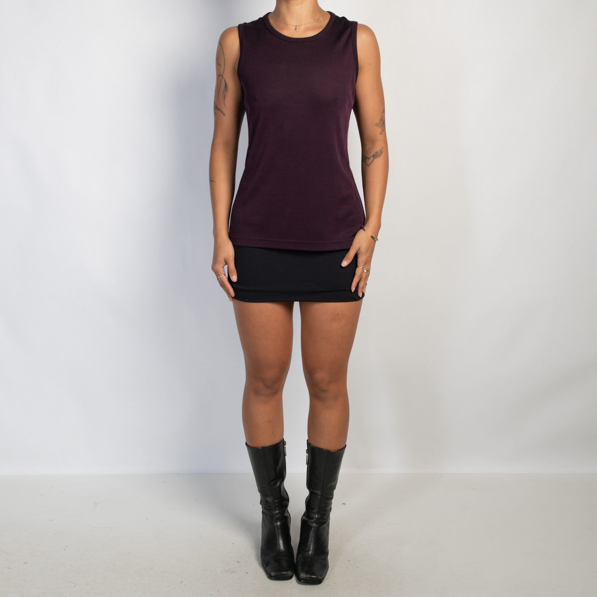 DEEP PURPLE SLEEVELESS TOP