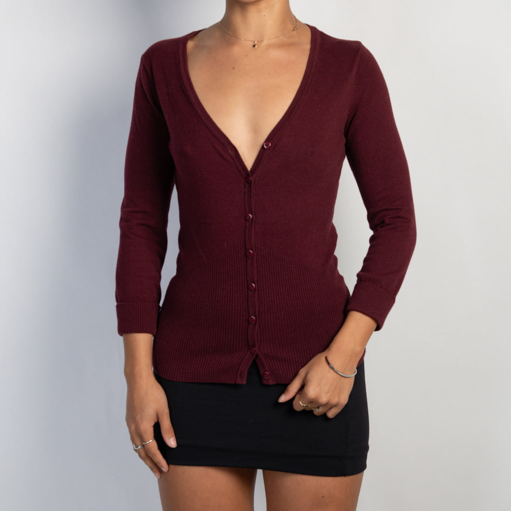 MAROON KNIT CARDIGAN