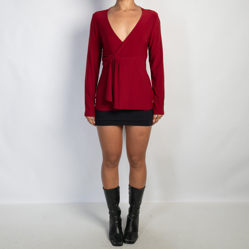 RED STRETCH TOP