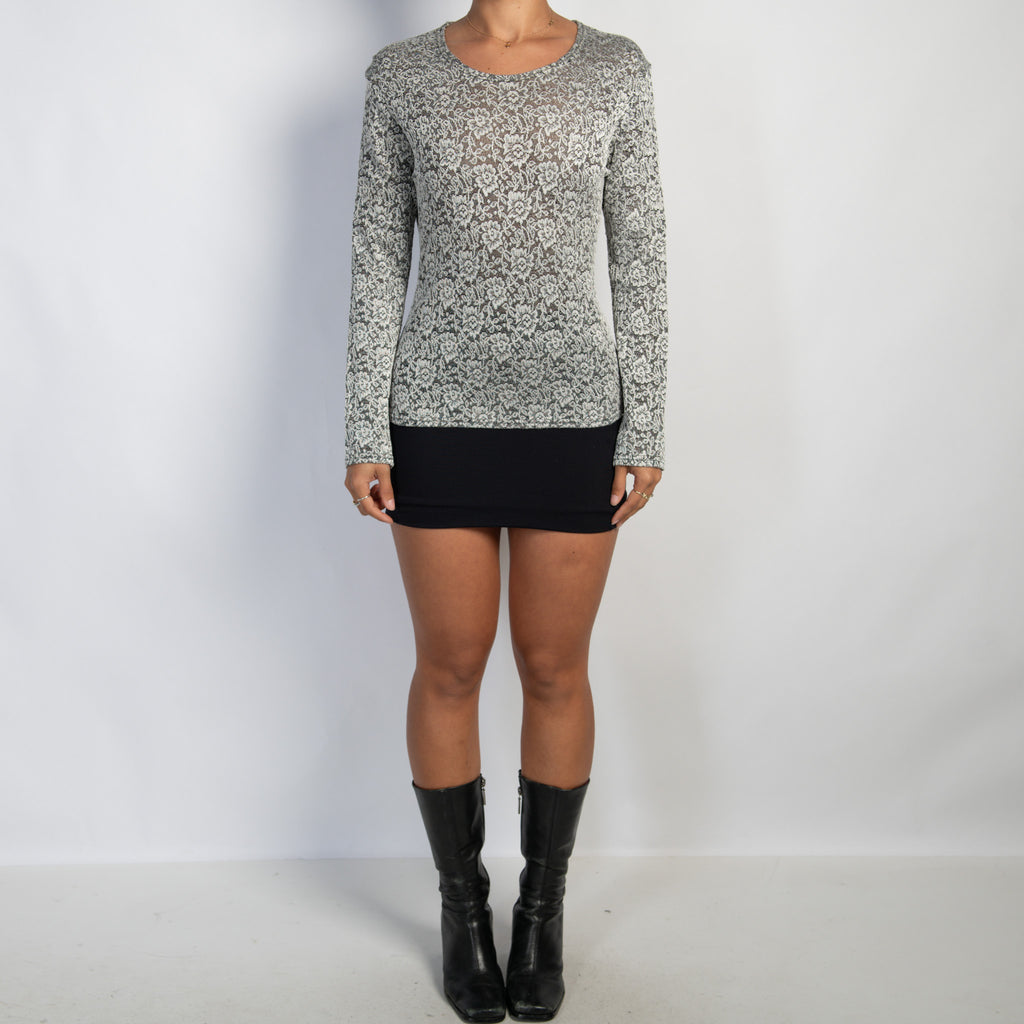 GREY LACE STRETCH TOP