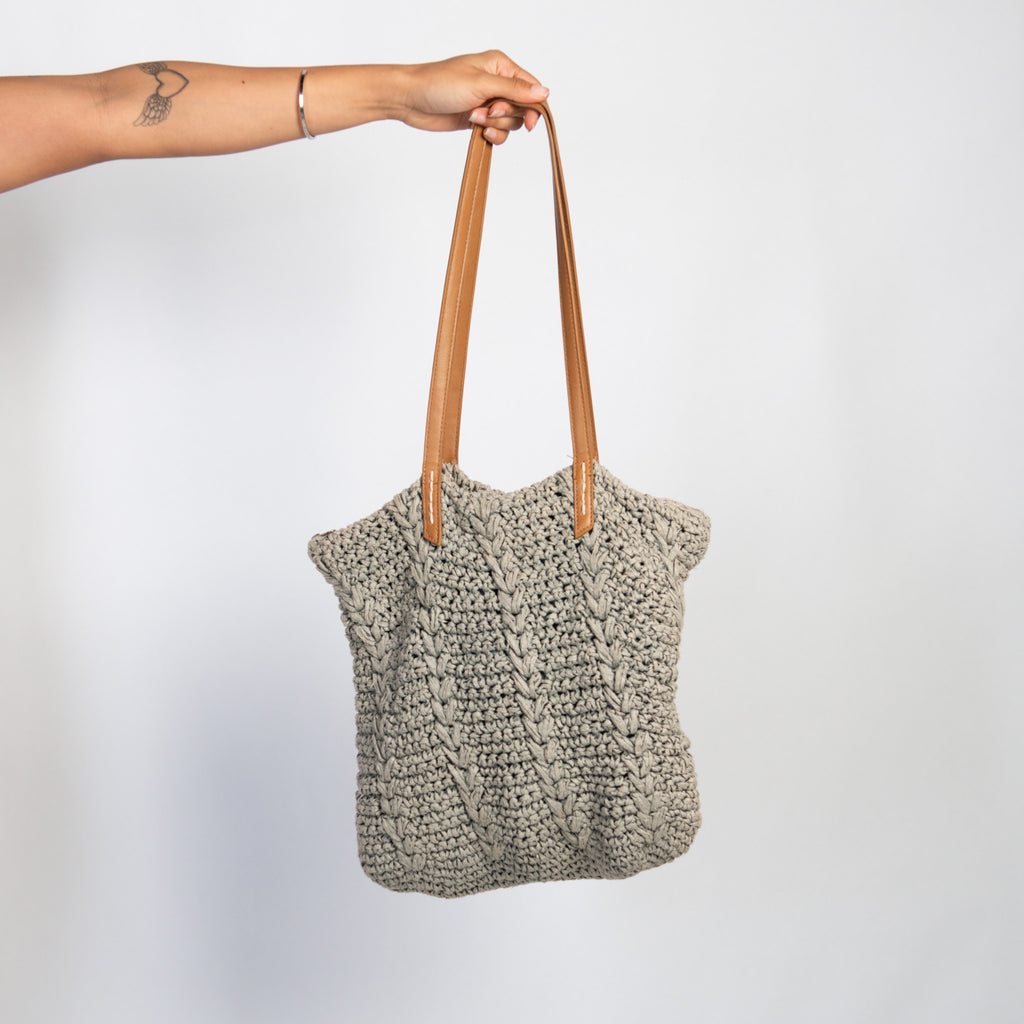 GREY WOVEN SHOULDER BAG