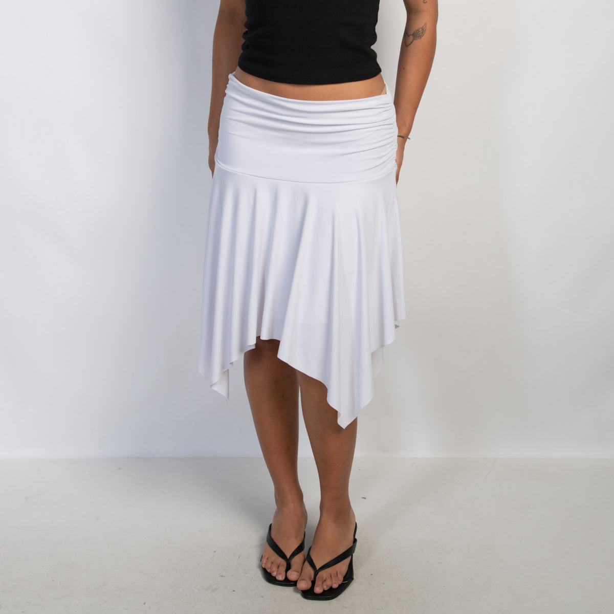 WHITE ASYMMETRIC SKIRT