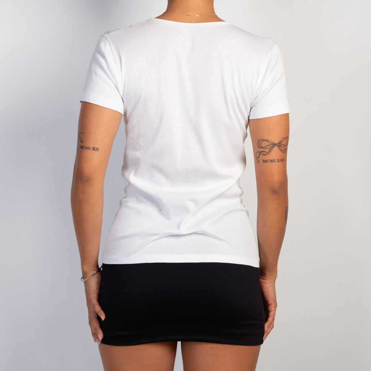WHITE LACE TSHIRT
