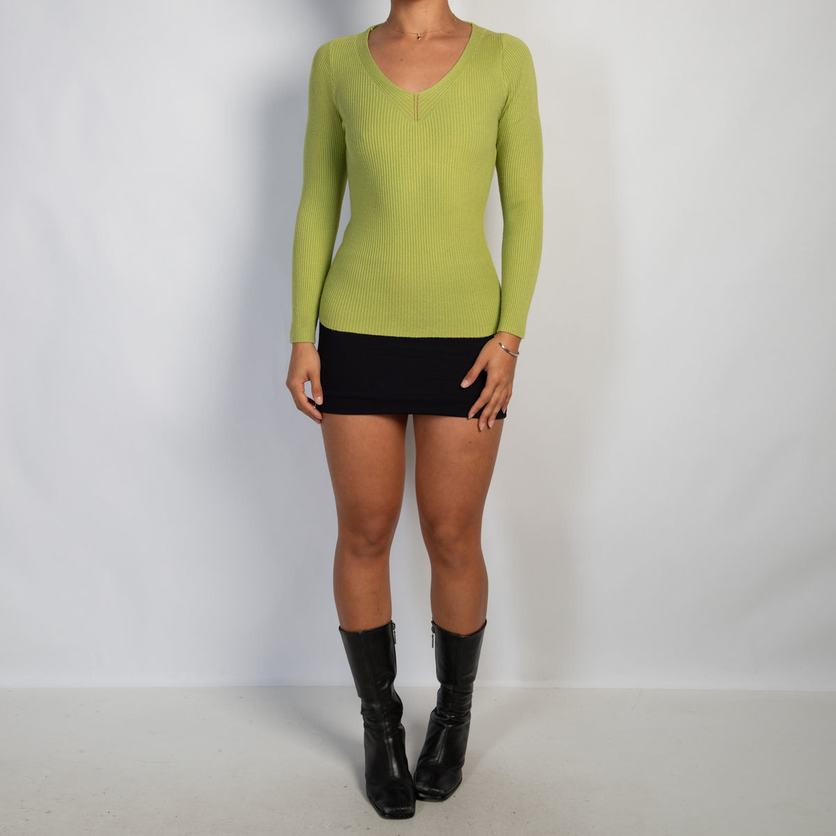 GREEN RIB KNIT TOP
