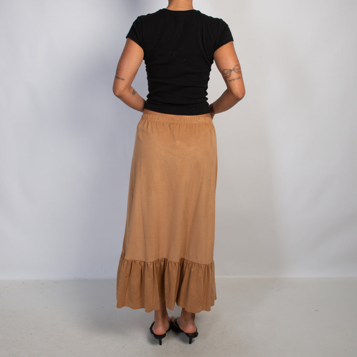 TAN LONGLINE SKIRT